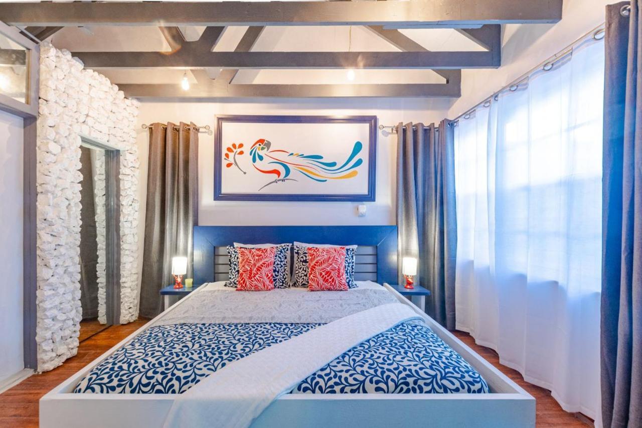 Viking Hill Oceanfront Hostel & Resort Nassau Bagian luar foto