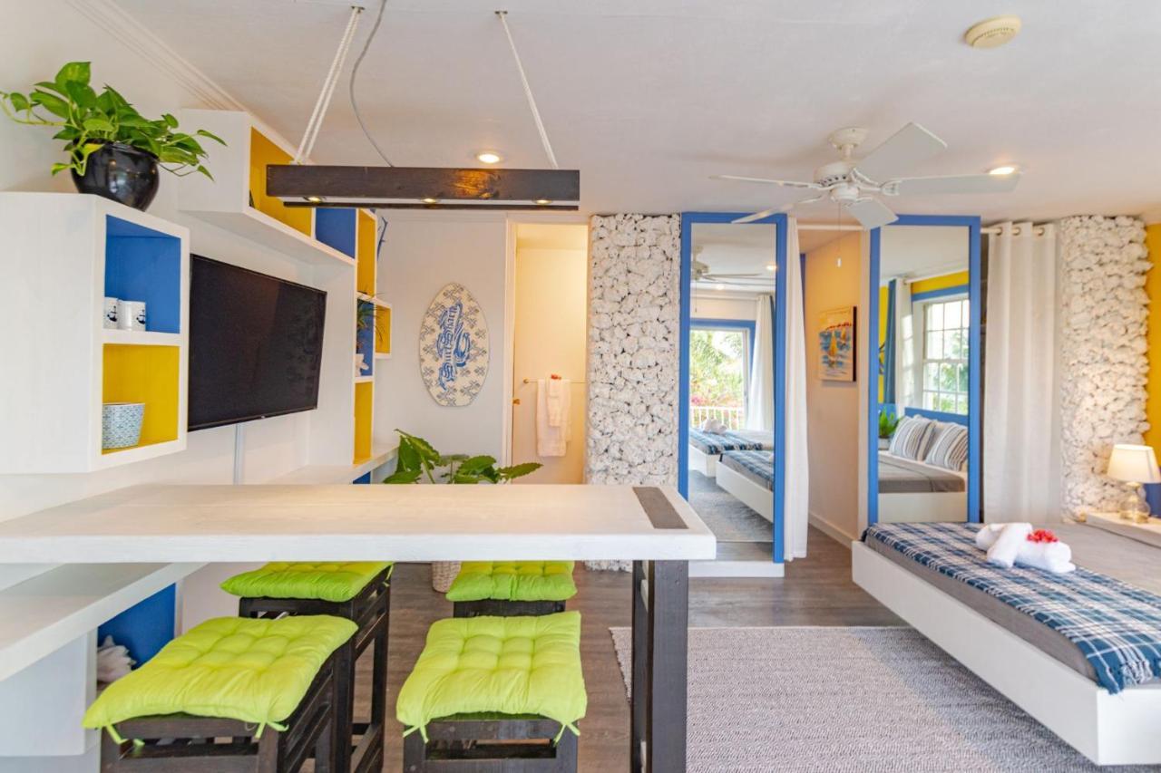 Viking Hill Oceanfront Hostel & Resort Nassau Bagian luar foto